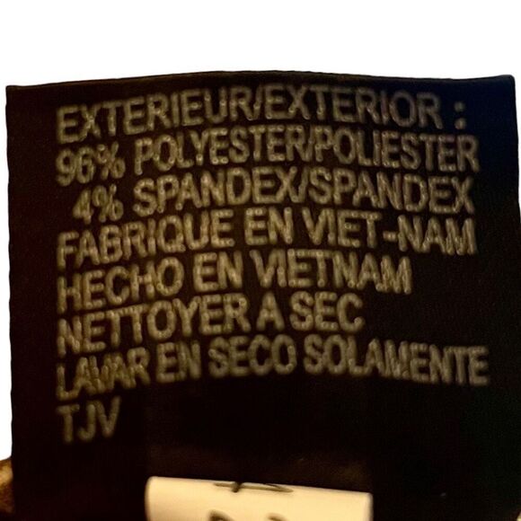 TAHARI Arthur S Levine Gold Medallion Blouse Sz M - Picture 12 of 12